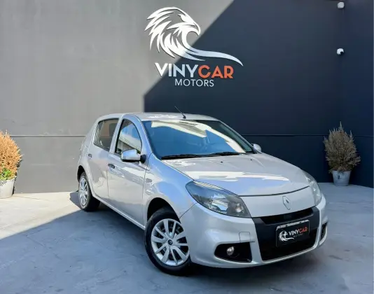 RENAULT SANDERO 1.6 EXPRESSION 8V FLEX 4P MANUAL RENAULT SANDERO 1.6 EXPRESSION 8V FLEX 4P MANUAL
