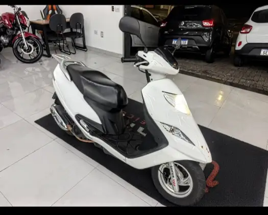 SUZUKI BURGMAN i SUZUKI BURGMAN i