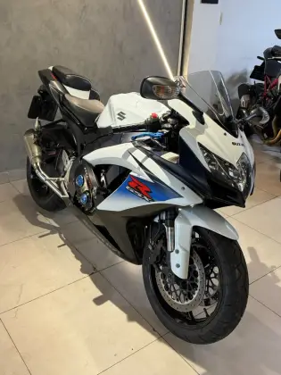 SUZUKI GSX-R750 SUZUKI GSX-R750