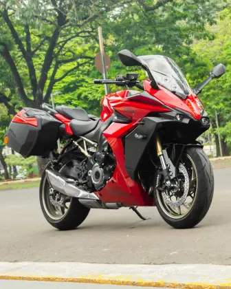 SUZUKI GSX-S1000GT ABS SUZUKI GSX-S1000GT ABS