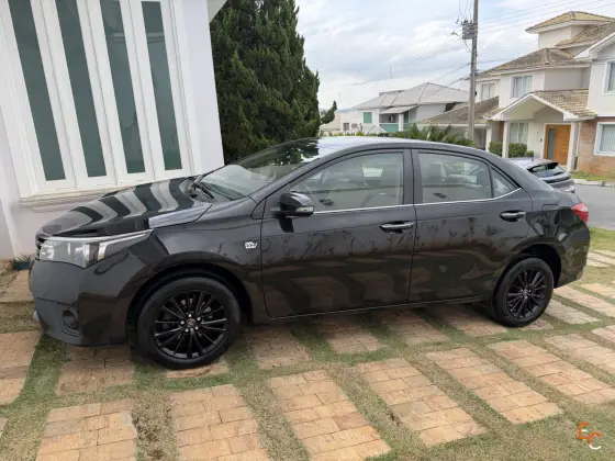 TOYOTA COROLLA 2.0 ALTIS 16V FLEX 4P AUTOMÁTICO