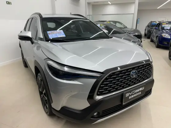 TOYOTA COROLLA CROSS 1.8 VVT-I HYBRID FLEX XRX CVT