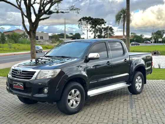 TOYOTA HILUX 2.7 SRV 4X4 CD 16V FLEX 4P AUTOMÁTICO TOYOTA HILUX 2.7 SRV 4X4 CD 16V FLEX 4P AUTOMÁTICO