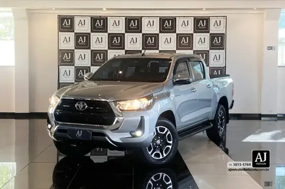 TOYOTA HILUX 2.8 D-4D TURBO DIESEL CD SRV 4X4 AUTOMÁTICO