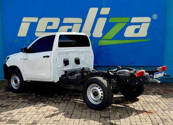 TOYOTA-HILUX-2020
