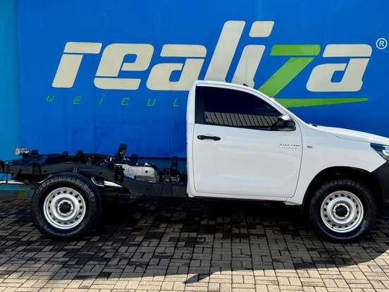 TOYOTA-HILUX-2.8 4X4 CS 16V TURBO DIESEL 2P MANUAL TOYOTA-HILUX-2020