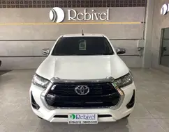 TOYOTA HILUX 2.8 D-4D TURBO DIESEL CD SRV 4X4 AUTOMÁTICO TOYOTA HILUX 2.8 D-4D TURBO DIESEL CD SRV 4X4 AUTOMÁTICO