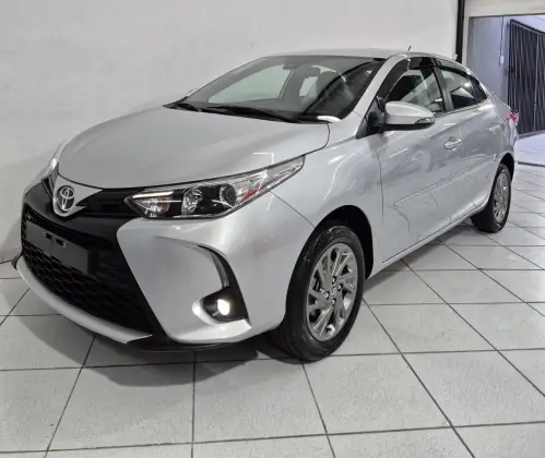 TOYOTA YARIS 1.5 16V FLEX SEDAN XS CONNECT MULTIDRIVE TOYOTA YARIS 1.5 16V FLEX SEDAN XS CONNECT MULTIDRIVE