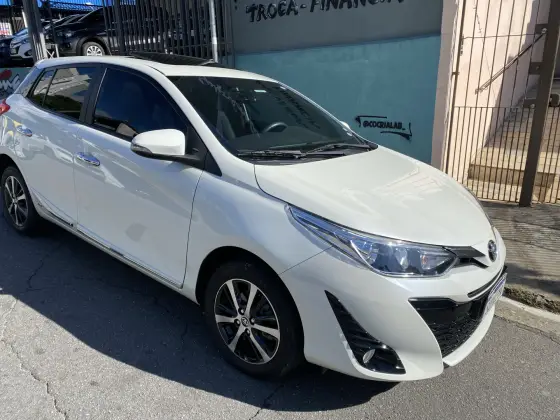 TOYOTA YARIS 1.5 16V FLEX XLS MULTIDRIVE TOYOTA YARIS 1.5 16V FLEX XLS MULTIDRIVE