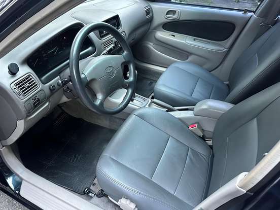 TOYOTA-COROLLA-1.8 XEI 16V GASOLINA 4P AUTOMÁTICO TOYOTA-COROLLA-2001