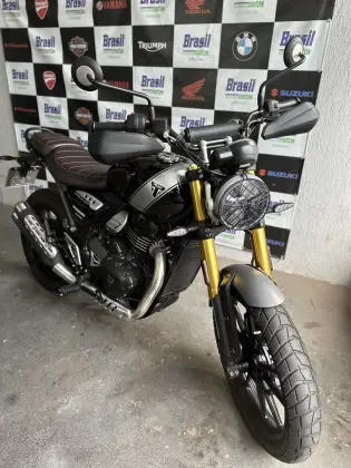 TRIUMPH SCRAMBLER 400 X 