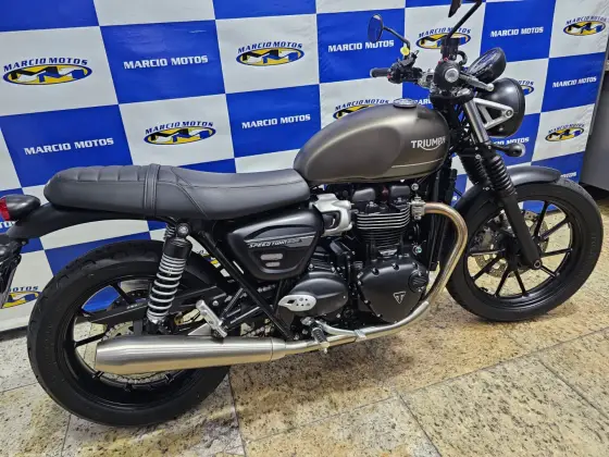TRIUMPH SPEED TWIN 900 