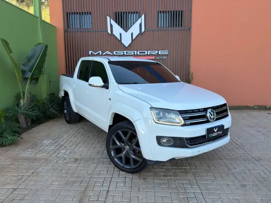 VOLKSWAGEN AMAROK 2.0 HIGHLINE ULTIMATE 4X4 CD 16V TURBO INTERCOOLER DIESEL 4P AUTOMÁTICO VOLKSWAGEN AMAROK 2.0 HIGHLINE ULTIMATE 4X4 CD 16V TURBO INTERCOOLER DIESEL 4P AUTOMÁTICO