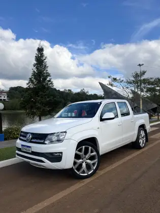 VOLKSWAGEN AMAROK 2.0 TRENDLINE 4X4 CD 16V TURBO INTERCOOLER DIESEL 4P AUTOMÁTICO VOLKSWAGEN AMAROK 2.0 TRENDLINE 4X4 CD 16V TURBO INTERCOOLER DIESEL 4P AUTOMÁTICO
