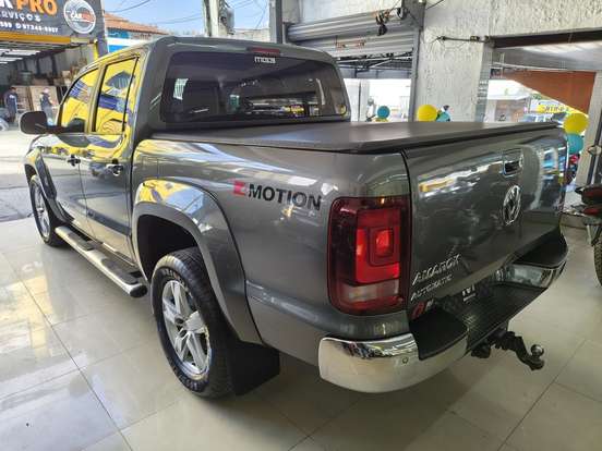 VOLKSWAGEN-AMAROK-2.0 HIGHLINE 4X4 CD 16V TURBO INTERCOOLER DIESEL 4P AUTOMÁTICO VOLKSWAGEN-AMAROK-2016