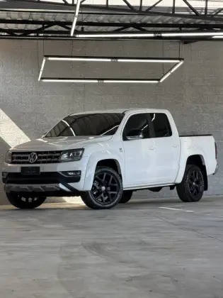 VOLKSWAGEN AMAROK 3.0 V6 TDI DIESEL HIGHLINE CD 4MOTION AUTOMÁTICO VOLKSWAGEN AMAROK 3.0 V6 TDI DIESEL HIGHLINE CD 4MOTION AUTOMÁTICO