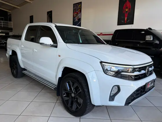 VOLKSWAGEN AMAROK 3.0 V6 TDI DIESEL HIGHLINE CD 4MOTION AUTOMÁTICO VOLKSWAGEN AMAROK 3.0 V6 TDI DIESEL HIGHLINE CD 4MOTION AUTOMÁTICO
