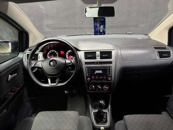 VOLKSWAGEN-FOX-1.6 MSI TRENDLINE 8V FLEX 4P MANUAL VOLKSWAGEN-FOX-2016