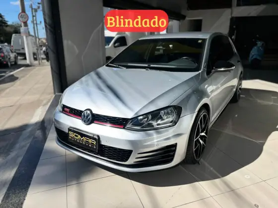 VOLKSWAGEN GOLF 2.0 TSI GTI 16V TURBO GASOLINA 4P AUTOMÁTICO VOLKSWAGEN GOLF 2.0 TSI GTI 16V TURBO GASOLINA 4P AUTOMÁTICO