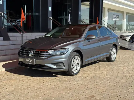 VOLKSWAGEN JETTA 1.4 250 TSI TOTAL FLEX COMFORTLINE TIPTRONIC