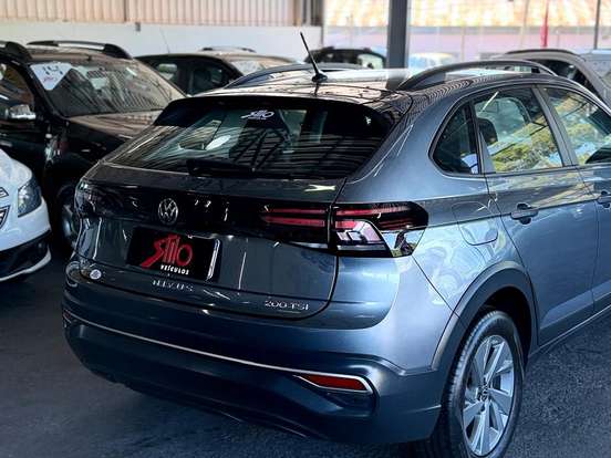 VOLKSWAGEN-NIVUS-1.0 200 TSI TOTAL FLEX COMFORTLINE AUTOMÁTICO VOLKSWAGEN-NIVUS-2023