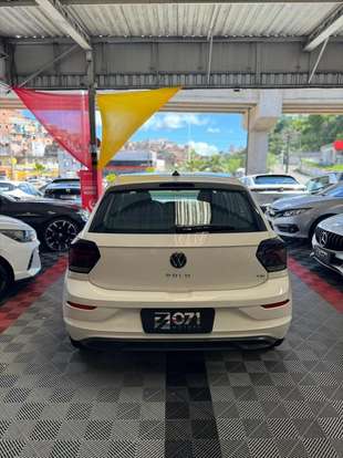 VOLKSWAGEN-POLO-2024