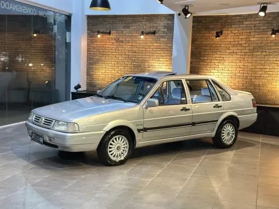 VOLKSWAGEN-SANTANA-2.0 GLSI 8V GASOLINA 4P AUTOMÁTICO VOLKSWAGEN-SANTANA-1995
