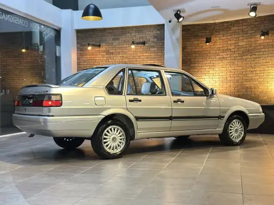 VOLKSWAGEN-SANTANA-1995