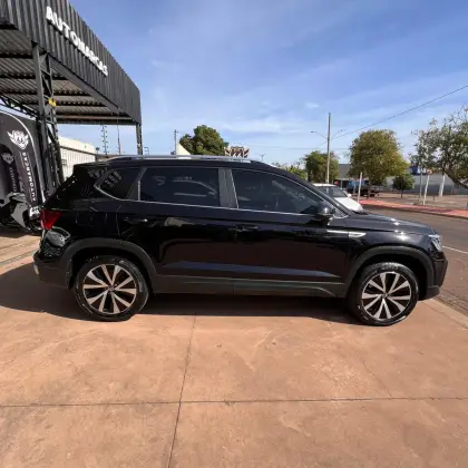 VOLKSWAGEN TAOS 1.4 250 TSI TOTAL FLEX HIGHLINE AUTOMÁTICO