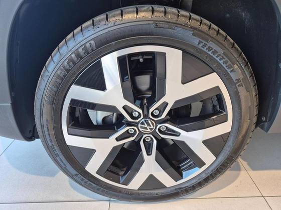 /en/city-para/cate-car-used-car/volkswagen-taos-2024-1-4-250-tsi-total-flex-highline-automatic-48097332136380416/-7