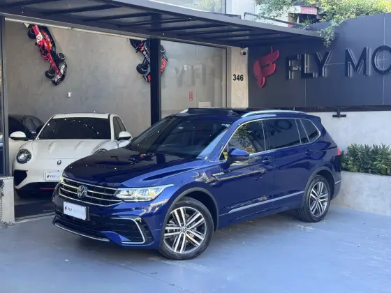 VOLKSWAGEN TIGUAN 2.0 300 TSI GASOLINA ALLSPACE R-LINE AUTOMÁTICO VOLKSWAGEN TIGUAN 2.0 300 TSI GASOLINA ALLSPACE R-LINE AUTOMÁTICO