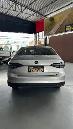 VOLKSWAGEN-VIRTUS-2023