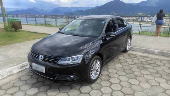 VOLKSWAGEN JETTA 2012 2.0 TSI HIGHLINE 200HP GASOLINE 4-DOOR TIPTRONIC