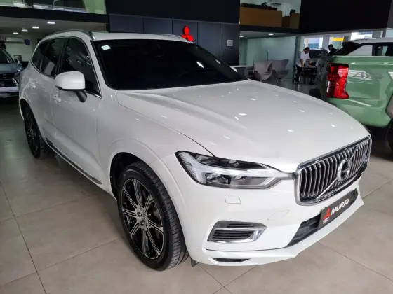 VOLVO XC60 2.0 T8 HYBRID INSCRIPTION AWD GEARTRONIC VOLVO XC60 2.0 T8 HYBRID INSCRIPTION AWD GEARTRONIC
