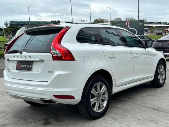 VOLVO-XC60-2.0 T5 KINETIC GASOLINA 4P AUTOMÁTICO VOLVO-XC60-2017