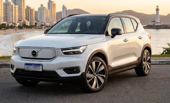 VOLVO XC40 P8 RECHARGE ELECTRIC BEV PURE AWD