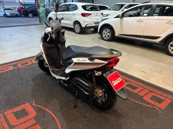 YAMAHA-FLUO 125 ABS-2023