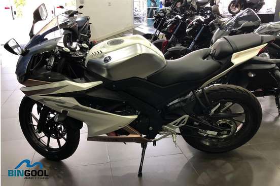 YAMAHA-YZF R15-2026