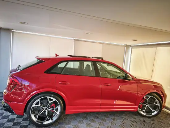 AUDI-RS Q8-2025