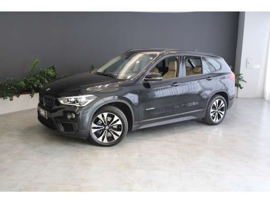 BMW-X1-2016