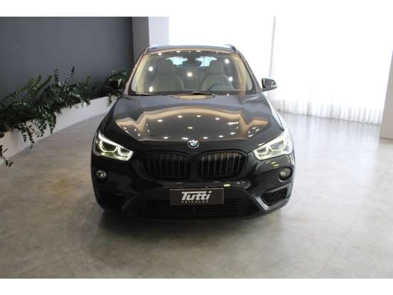 BMW-X1-2016