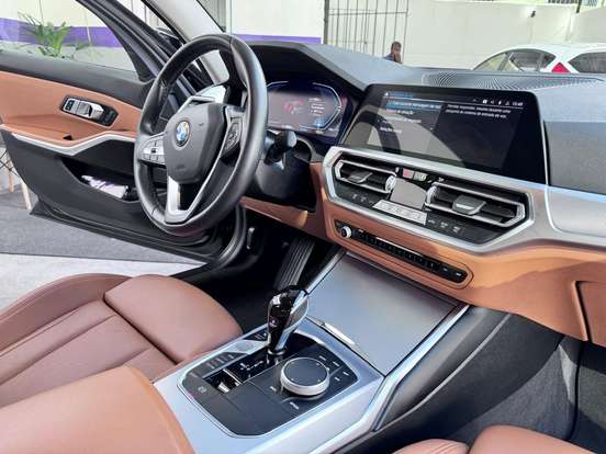 BMW-320i-2.0 16V TURBO FLEX SPORT GP AUTOMÁTICO BMW-320i-2022