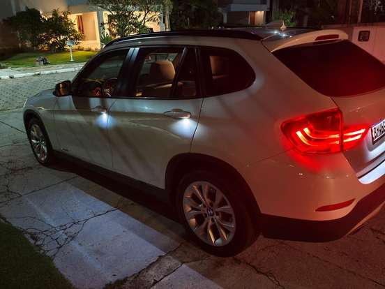 BMW-X1-2.0 16V GASOLINA SDRIVE18I 4P AUTOMÁTICO BMW-X1-2013
