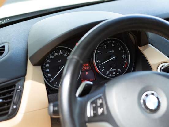 BMW-X1-2.0 16V TURBO ACTIVEFLEX SDRIVE20I 4P AUTOMÁTICO BMW-X1-2015
