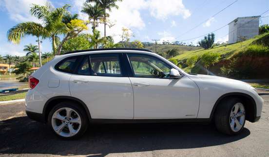 BMW-X1-2015