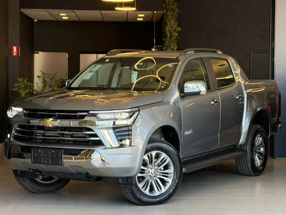 CHEVROLET S10 2.8 16V TURBO DIESEL HIGH COUNTRY CD 4X4 AUTOMÁTICO