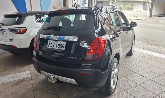 CHEVROLET-TRACKER-2016