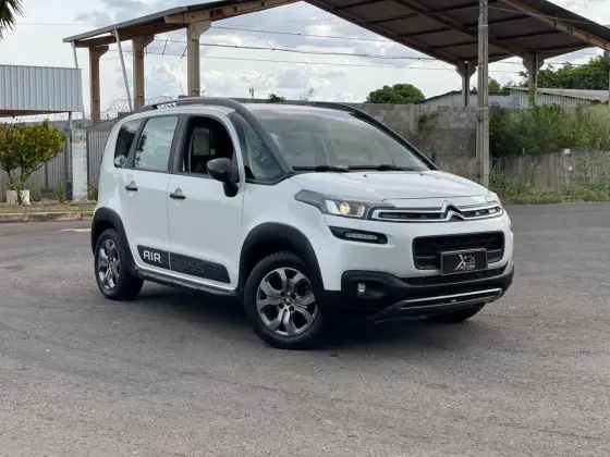 CITROËN AIRCROSS 1.6 FEEL 16V FLEX 4P MANUAL