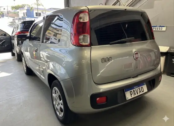 FIAT UNO 1.0 EVO VIVACE 8V FLEX 2P MANUAL