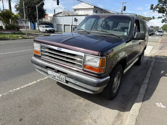 FORD EXPLORER 4.0 XLT 4X4 V6 GASOLINA 4P MANUAL